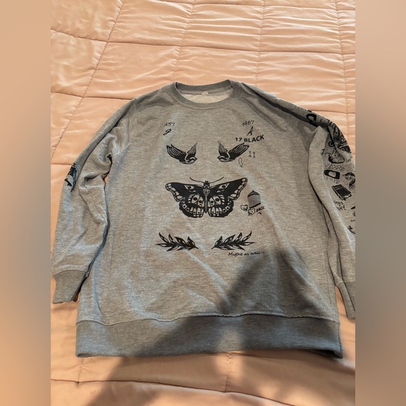 Harry Styles tattoo sweatshirt - Picture 1 of 3